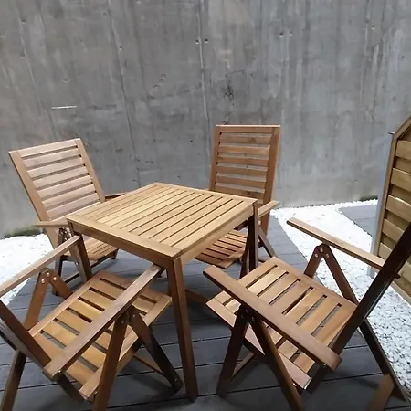 Peaceful Basement With Terrace & Free Gym Διαμέρισμα