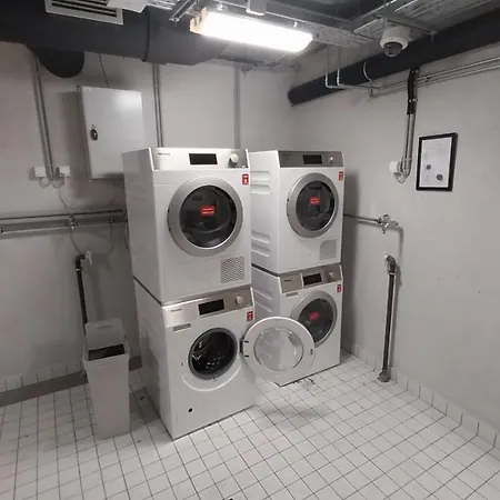 Peaceful Basement With Terrace & Free Gym Budapest