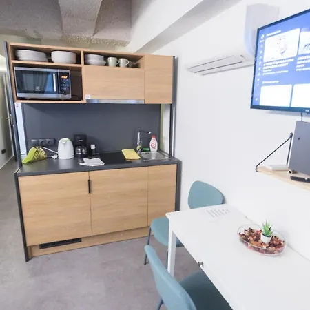 Peaceful Basement With Terrace & Free Gym *