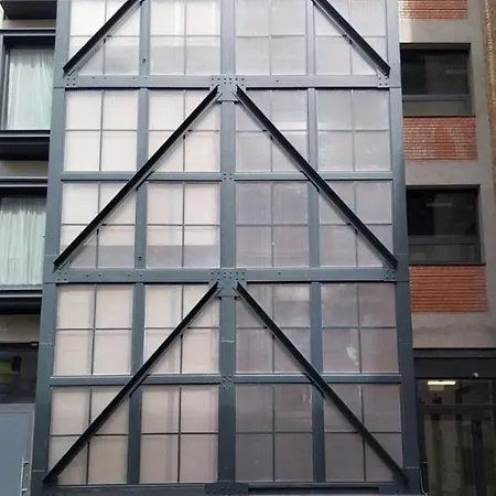 Peaceful Basement With Terrace & Free Gym Appartement Boedapest