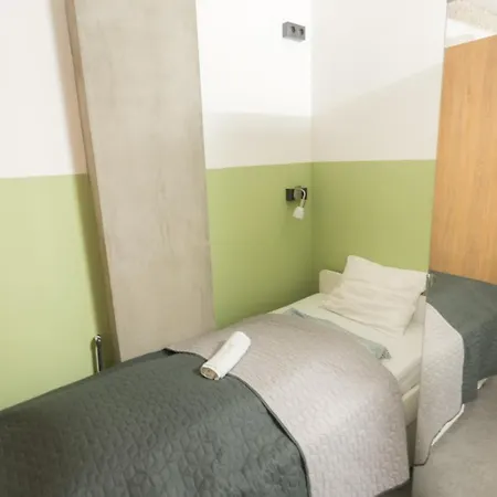 Apartamento Peaceful Basement With Terrace & Free Gym *