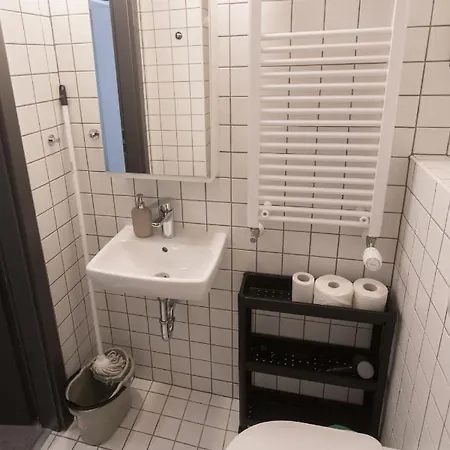 Peaceful Basement With Terrace & Free Gym * Budapest