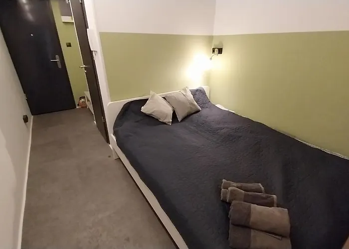Appartement Peaceful Basement With Terrace & Free Gym *