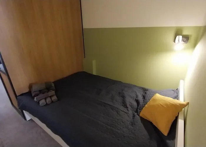 Peaceful Basement With Terrace & Free Gym Boedapest