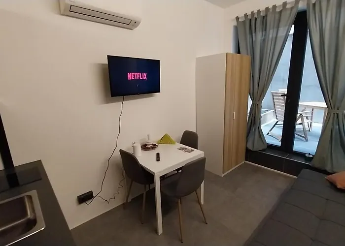 Appartement Peaceful Basement With Terrace & Free Gym *