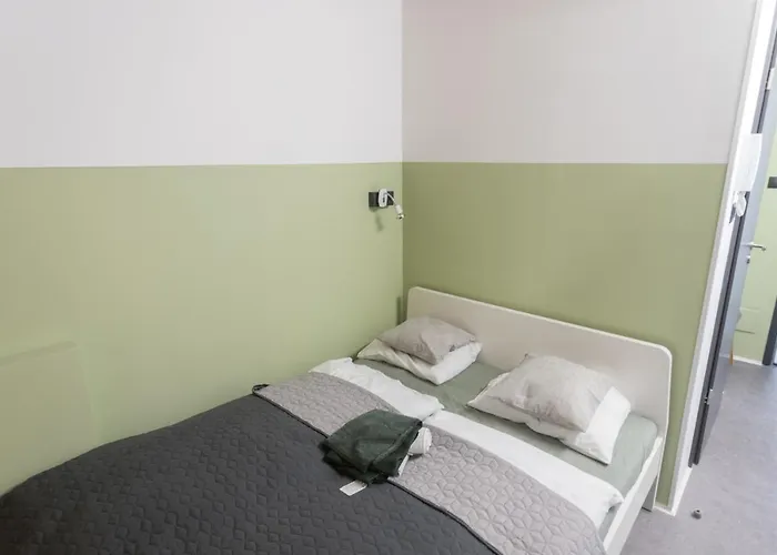 Peaceful Basement With Terrace & Free Gym * Boedapest