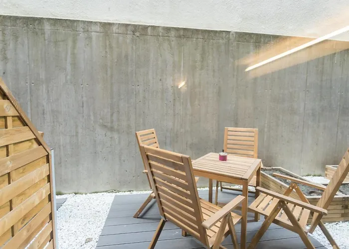 Peaceful Basement With Terrace & Free Gym * Boedapest
