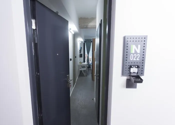 Peaceful Basement With Terrace & Free Gym