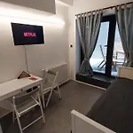 Peaceful Basement With Terrace & Free Gym Apartamento Budapeste