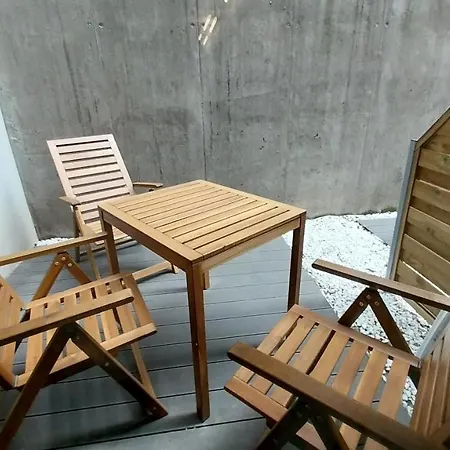 Apartman Peaceful Basement With Terrace & Free Gym