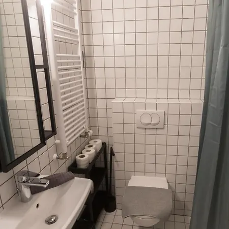 Peaceful Basement With Terrace & Free Gym